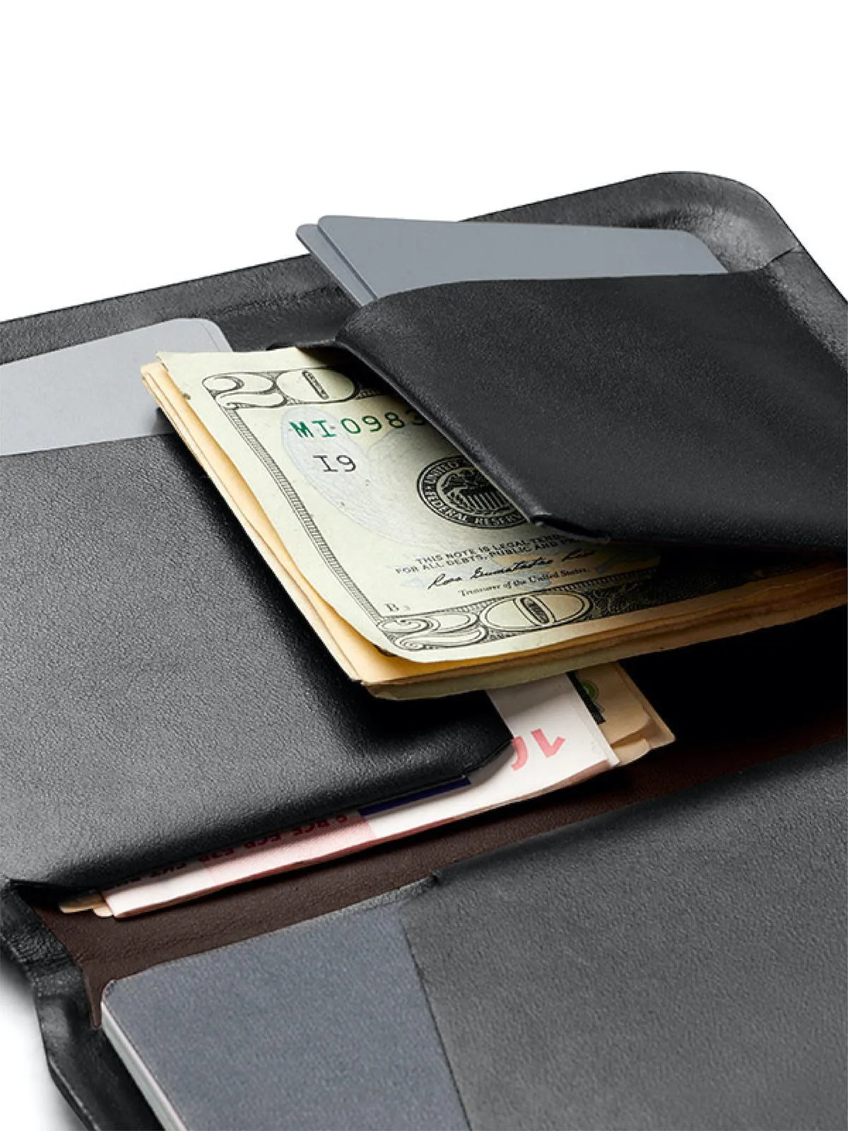 Bellroy APEX Passport Cover Raven