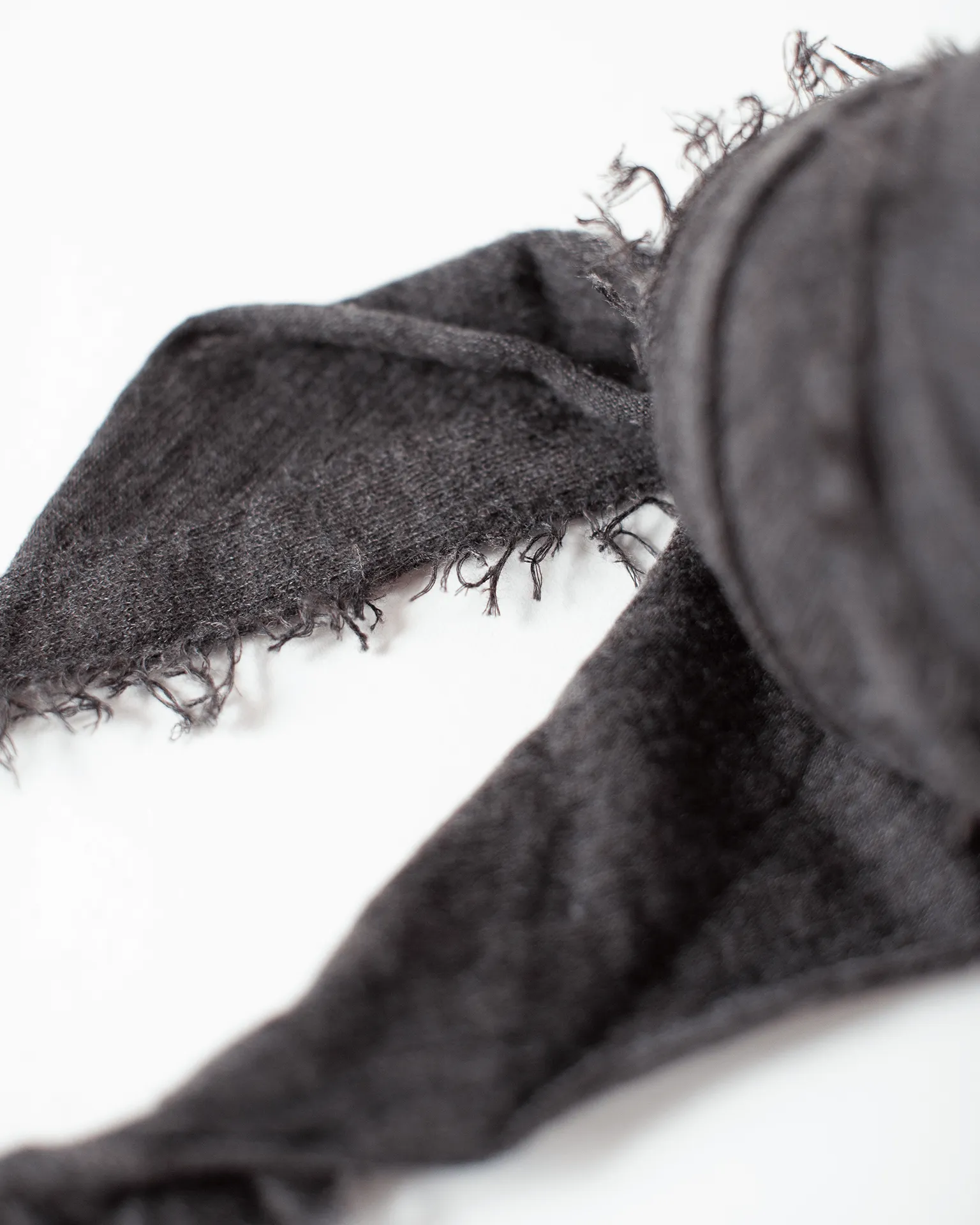 Love Cashmere Scarf in Black Coffee